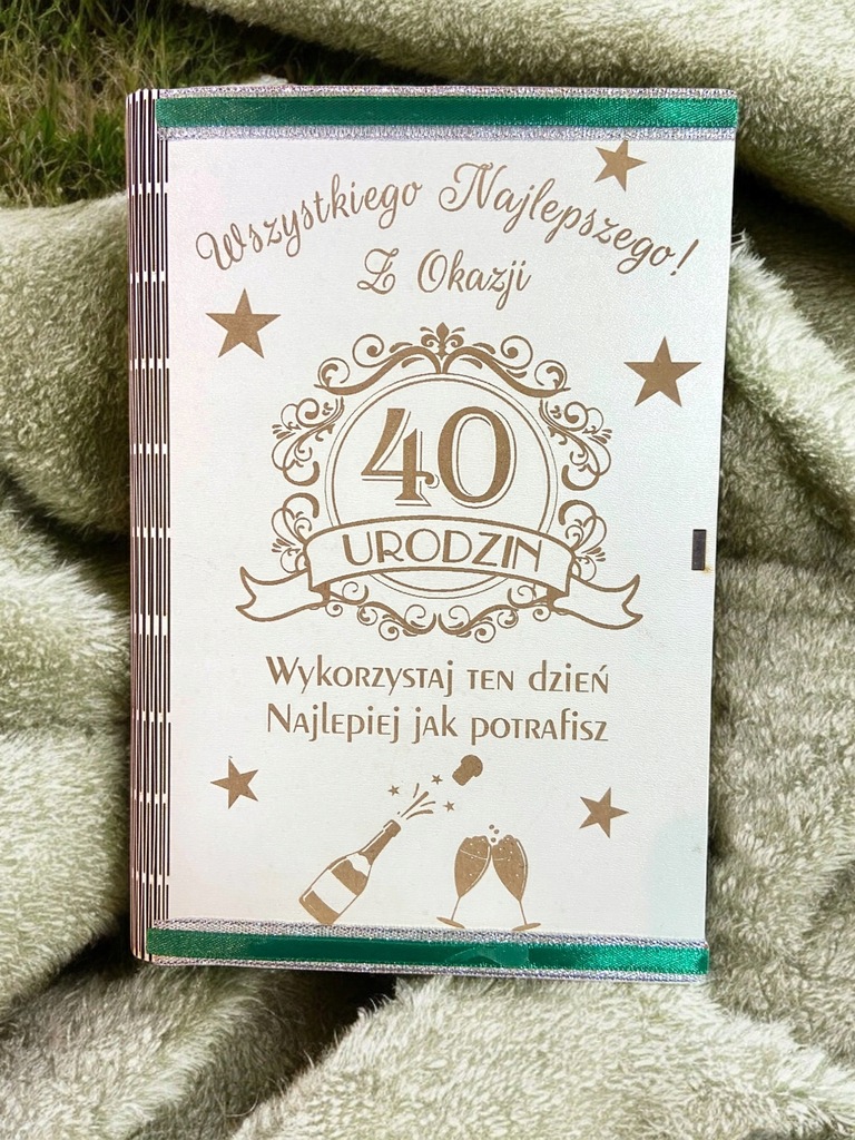 Pudelko-Drewniane-NIEZBEDNIK-Prezent-na-18-30-40-50-60-Urodziny-SMIESZNY-Marka-bez-marki